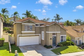 831 Fuchsia St, Corona, CA 92879