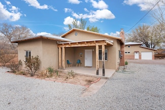 2913 Camilo Ln NW, Albuquerque, NM 87104