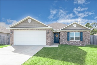 911 Belhaven Rd, Centerton, AR 72719