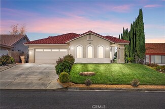 13240 Palos Grande Dr, Victorville, CA 92395