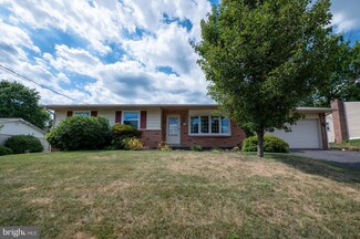 227 W Walnut St, Souderton, PA 18964