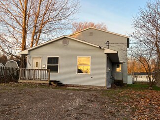 1414 Bingham Ave, Sault Sainte Marie, MI 49783