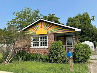 2204 Dover St, North Charleston, SC 29405