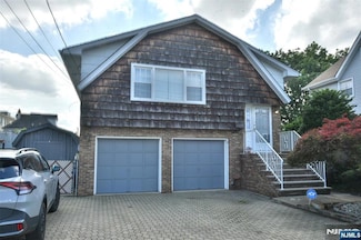 102 Parkview Ave, Elmwood Park, NJ 07407