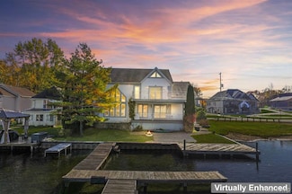 2076 S Long Lake Rd, Fenton, MI 48430