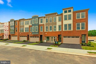 42364 Alder Forest Terrace, Sterling, VA 20166