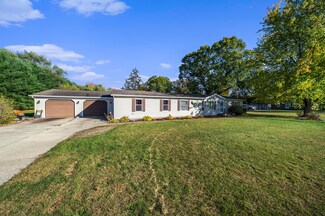 58465 Haines Rd, Three Rivers, MI 49093
