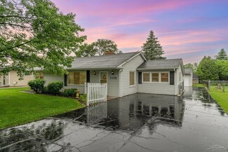 2136 Plainview Dr, Saginaw, MI 48603
