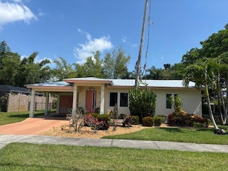 368 Chamberlain Blvd, Fort Pierce, FL 34946