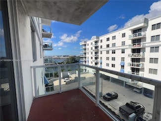 5099 NW 7th St Unit 1006, Miami, FL 33126