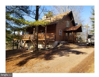 775 Pine Hollow Rd, Port Trevorton, PA 17864