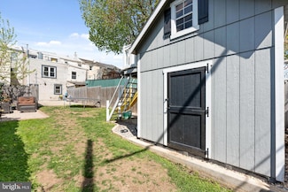1730 N Bodine St, Philadelphia, PA 19122