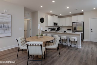 28303 Radford Ct, Monroe Township, NJ 08831