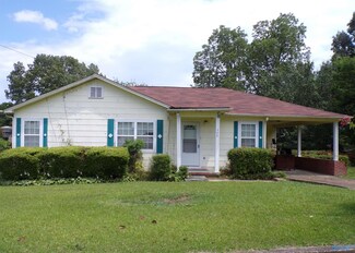700 Camelia Ave, Gadsden, AL 35903
