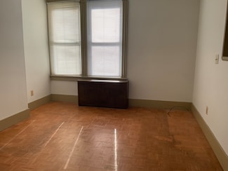 39 Park Ave, Derby, CT 06418