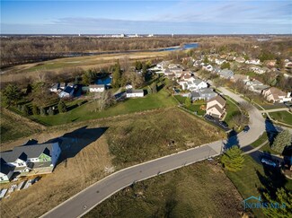 26781 Riverford Dr, Perrysburg, OH 43551