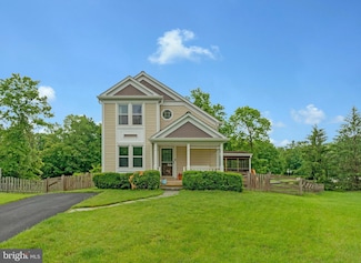 7 Bentmoor Ct, Sterling, VA 20165