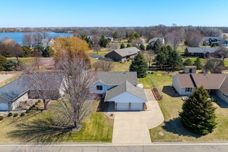 402 Kraus St, Lake Crystal, MN 56055