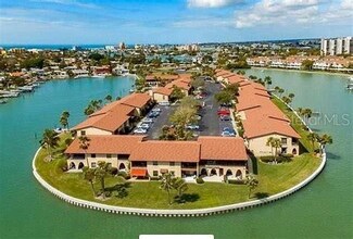 540 Plaza Seville Ct Unit 74, Treasure Island, FL 33706