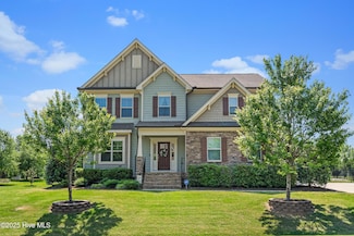 135 W Wellesley Dr, Clayton, NC 27520