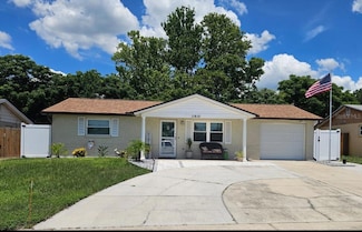 11810 Oceanside Dr, Port Richey, FL 34668
