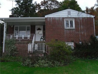 1825 Saxonburg Blvd, Tarentum, PA 15084