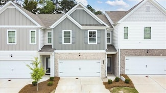 7573 Knoll Hollow Rd, Lithonia, GA 30058
