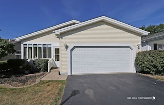 272 Rodeo Dr, Grayslake, IL 60030