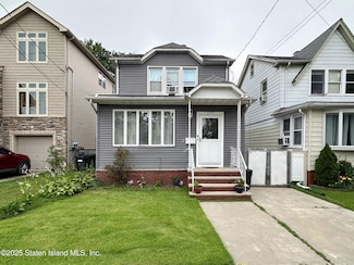 257 Boundary Ave, Staten Island, NY 10306