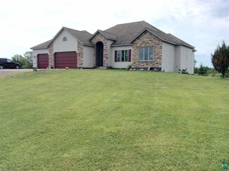 2542 Ziehl Rd, Carlton, MN 55718