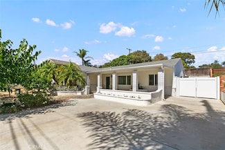 2040 Monrovia Ave, Costa Mesa, CA 92627