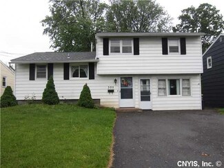 305 Glendale Ave, Liverpool, NY 13088