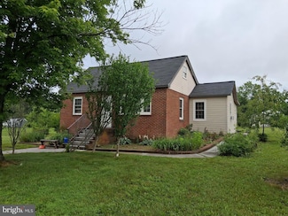 1597 Fairfax St, Stephens City, VA 22655