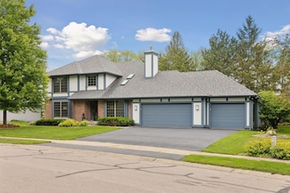 16785 Weston Bay Rd, Eden Prairie, MN 55347