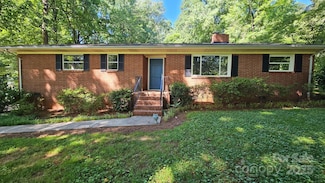 7021 Linda Lake Dr, Charlotte, NC 28215