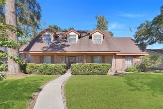 218 Greenforest Dr, Spring, TX 77388