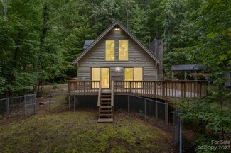 16 Leisure Ln, Swannanoa, NC 28778