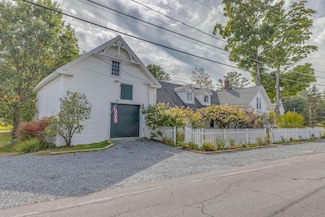 34 N Shore Rd, Hebron, NH 03241
