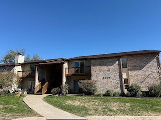 2005 Waterfront Dr N Unit E, Columbia, MO 65202