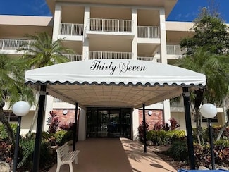 3351 S Palm Aire Dr Unit 205, Pompano Beach, FL 33069