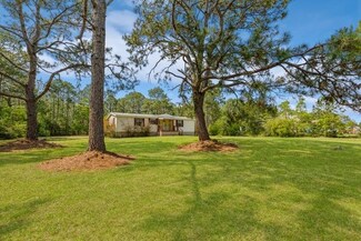 969 Clearview St, Milton, FL 32583