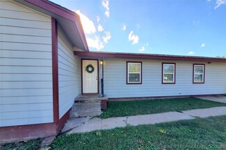 128 Greenbriar Cir, Mannford, OK 74044