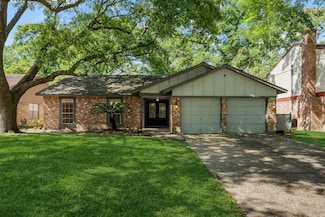 3123 Birch Creek Dr, Kingwood, TX 77339