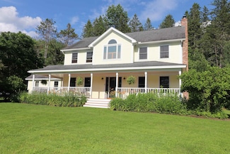 74 Beaver Pond Rd, Waterbury Center, VT 05677