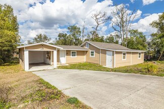 37907 Clinton Ave, Dade City, FL 33525