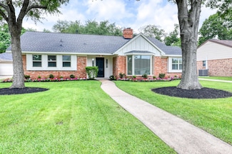 2519 Parana Dr, Houston, TX 77080