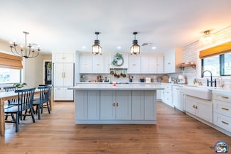 403 S Glenwood Dr, El Centro, CA 92243