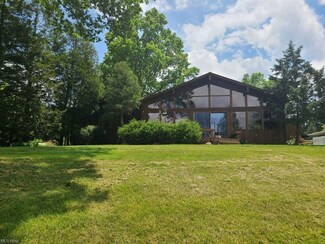 1 Golf Dr, Parkersburg, WV 26104
