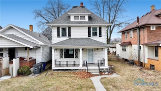 322 Valleywood Dr, Toledo, OH 43605