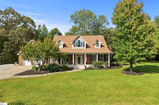 80 Rabbit Crossing Ln, Landrum, SC 29356